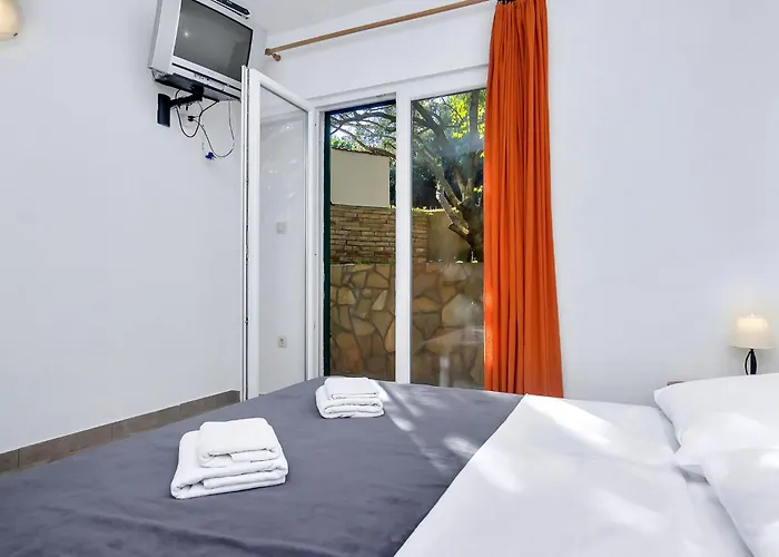 Apartment Rubin-2 By Interhome